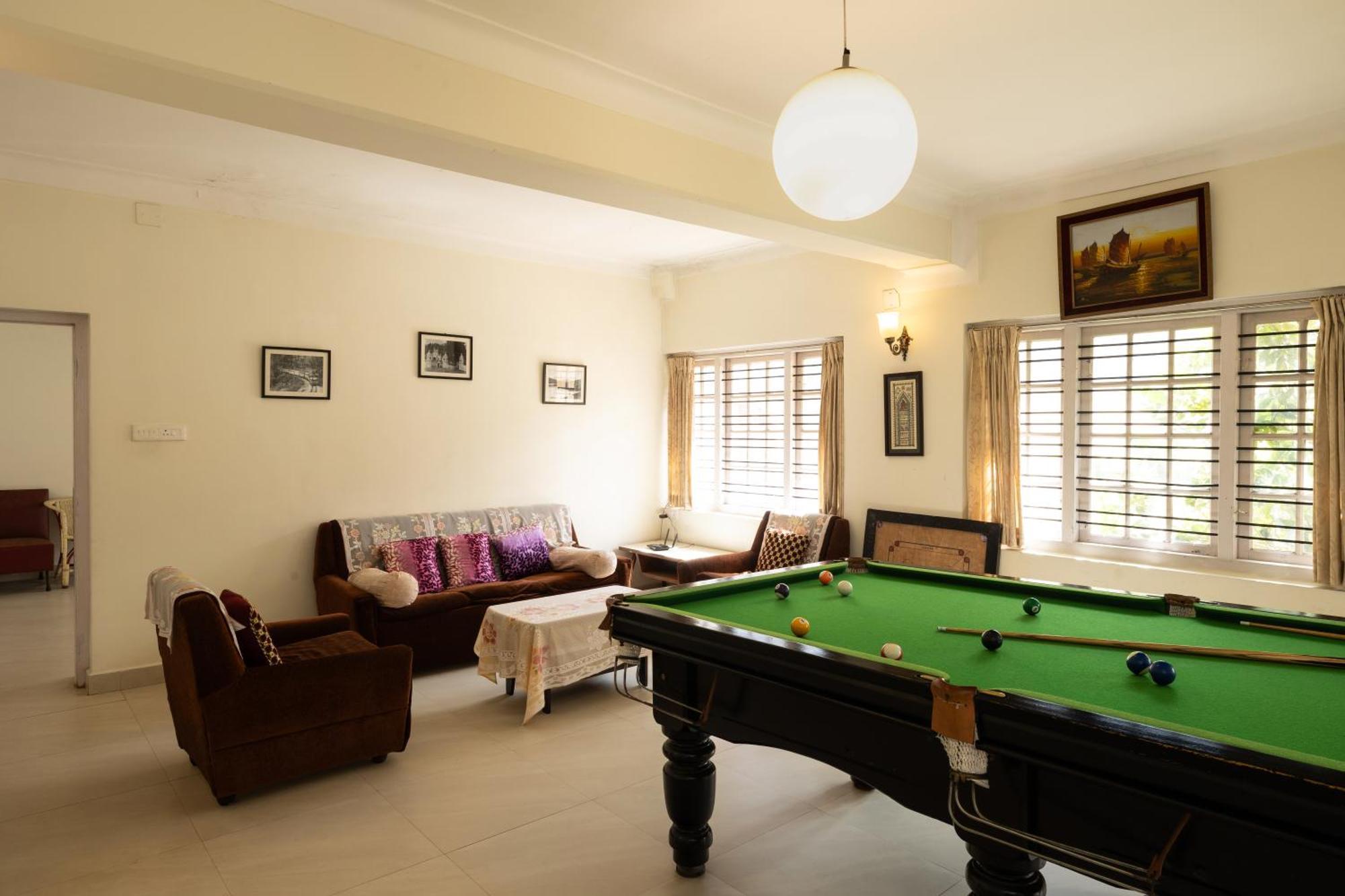 Colonels inn Ooty Esterno foto