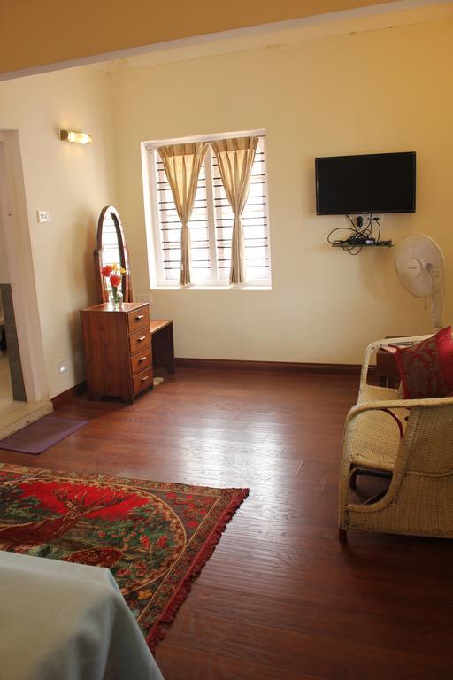 Colonels inn Ooty Esterno foto